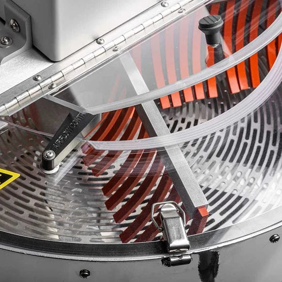 EZTRIM Satellite Wet & Dry Plant Trimming Machine